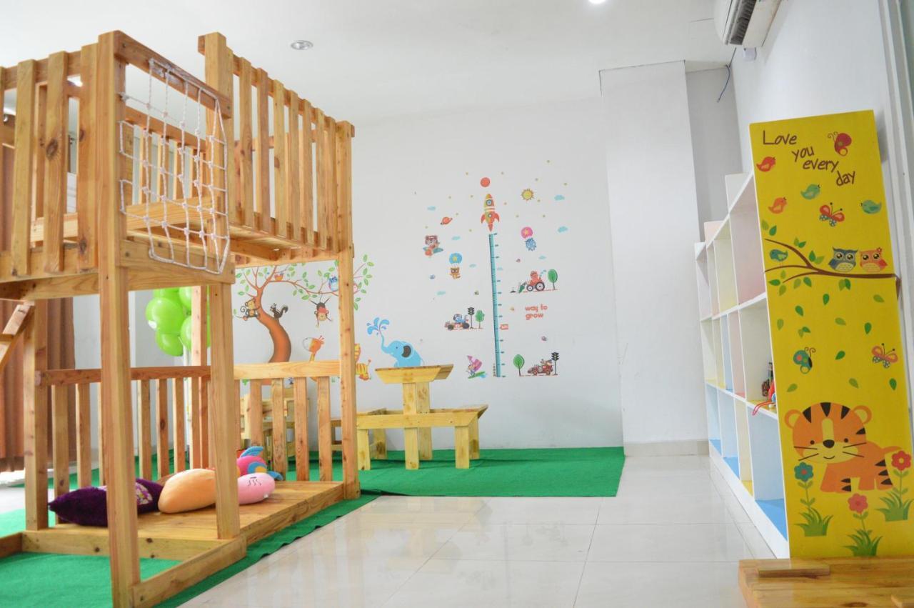 Lorin Syariah Solo Hotel Luaran gambar