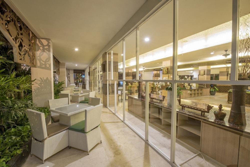Lorin Syariah Solo Hotel Luaran gambar