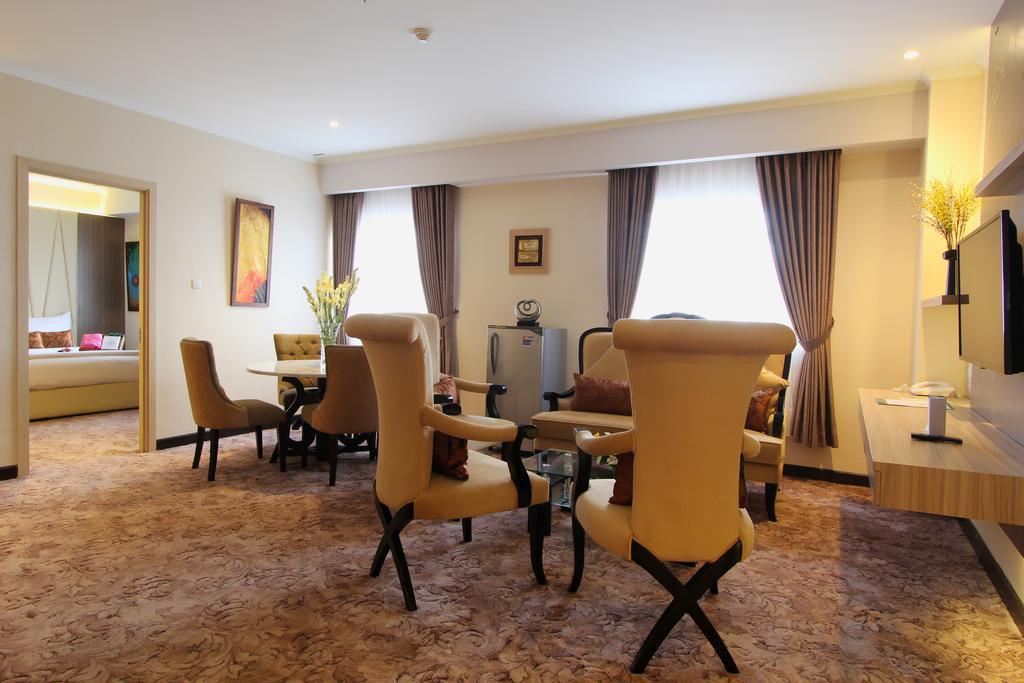 Lorin Syariah Solo Hotel Luaran gambar