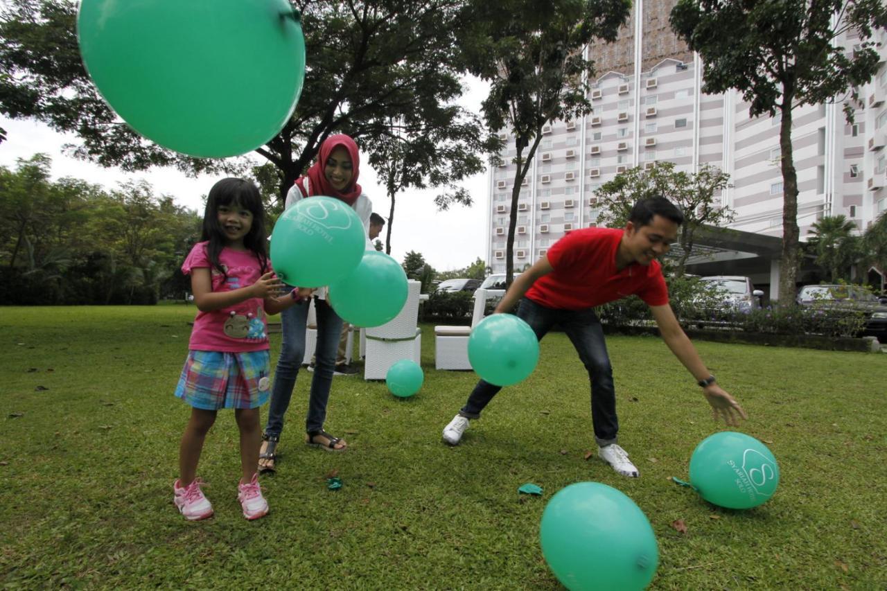 Lorin Syariah Solo Hotel Luaran gambar